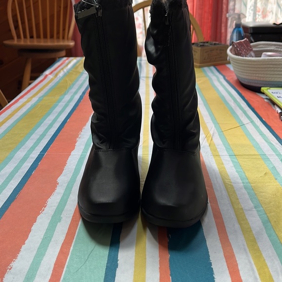 NIB Totes Black Women's Nicole Waterproof Snow Boots Size 10 - Picture 5 of 10